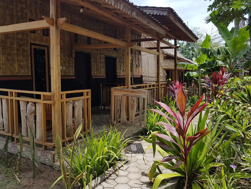 Red Island Bungalows Pasanggaran المظهر الخارجي الصورة