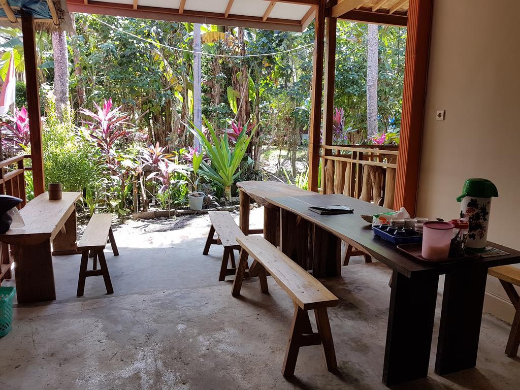 Red Island Bungalows Pasanggaran المظهر الخارجي الصورة
